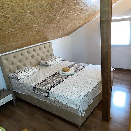 Apartment Perovic Cattaro Esterno foto