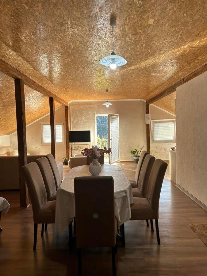 Apartment Perovic Cattaro Esterno foto